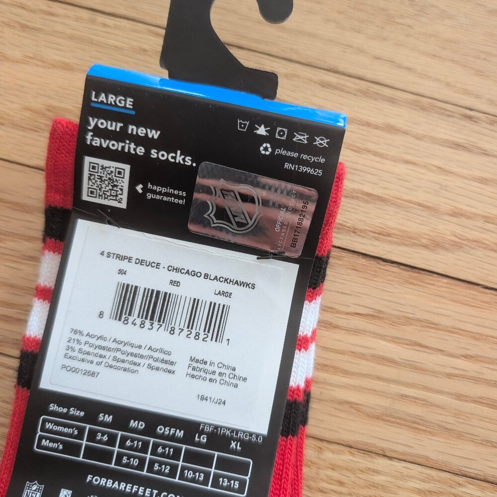 NEW Chicago Blackhawks 4 Stripe Deuce Socks Adult Large For Bare Feet Red Warm - Picture 4 of 7